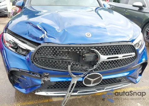 2023 Mercedes-Benz Glc 300 4Matic Suv z USA, uszkodzony, nr VIN W1NKM4HB7PF049335